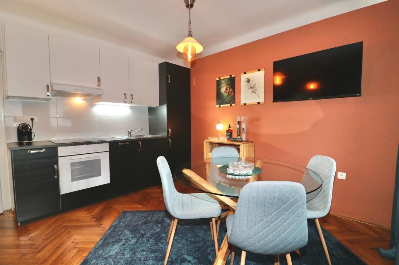 Studio City Ljubljana Buitenkant foto